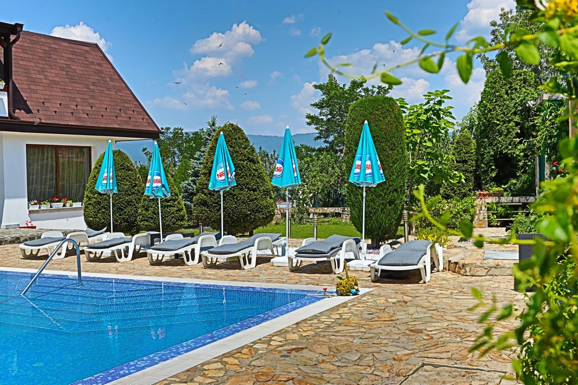 Holiday House Kubrat Sapareva Banya Esterno foto