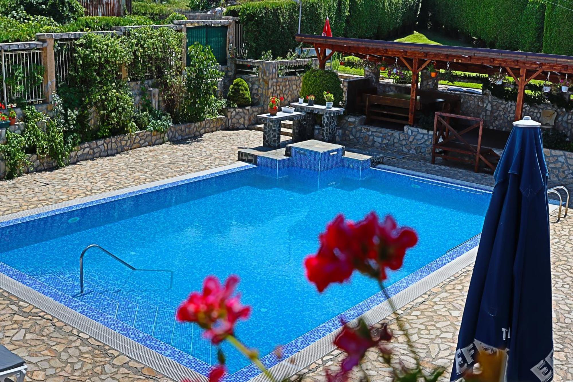 Holiday House Kubrat Sapareva Banya Esterno foto