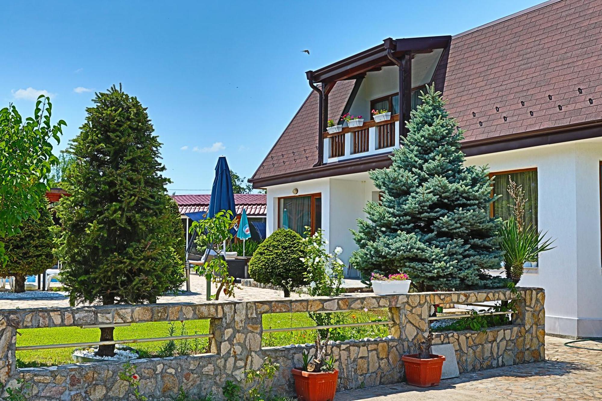 Holiday House Kubrat Sapareva Banya Esterno foto