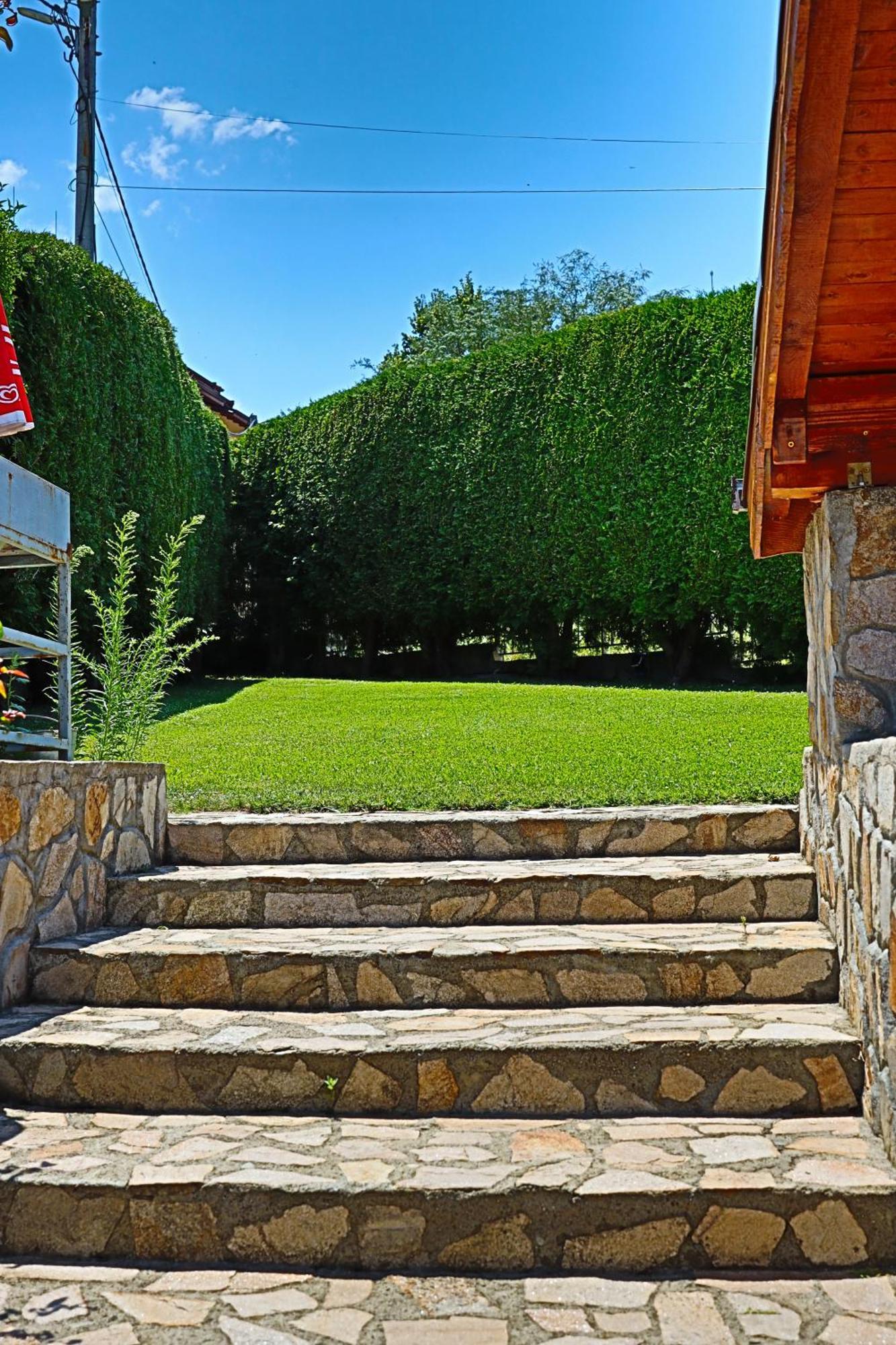 Holiday House Kubrat Sapareva Banya Esterno foto